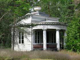 Seurasaari: Summer house, Elim&auml;ki